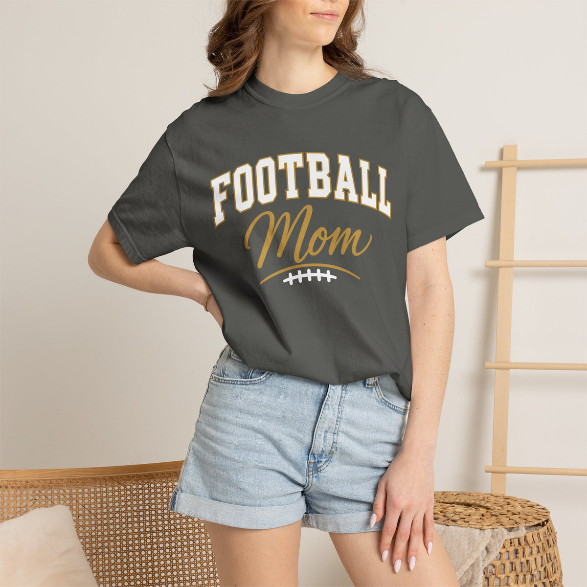 FOOTBALL MOM COMFORT COLORS